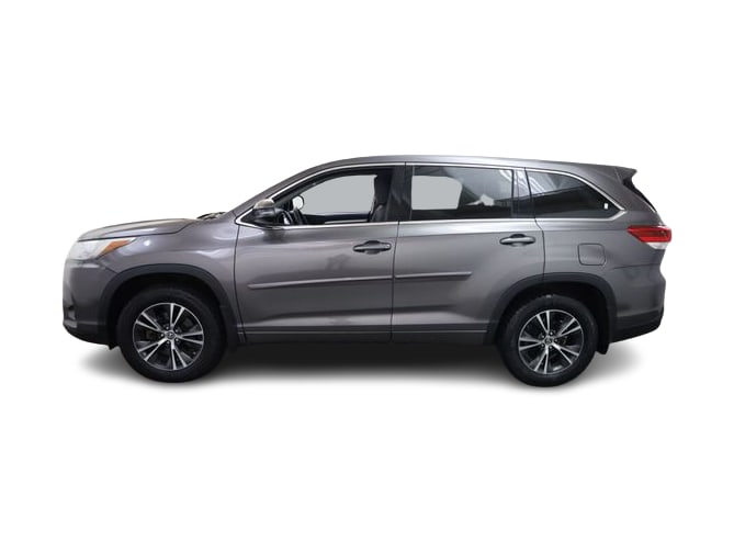 Thumbnail: 2017 Toyota Highlander - 3