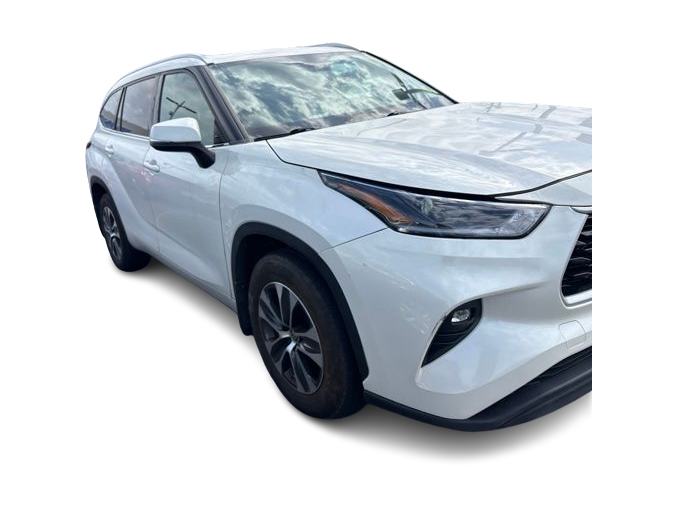 Thumbnail: 2021 Toyota Highlander - 21