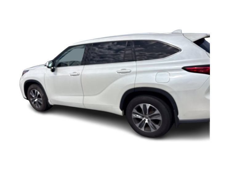 Thumbnail: 2021 Toyota Highlander - 12