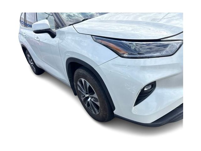 Thumbnail: 2021 Toyota Highlander - 20