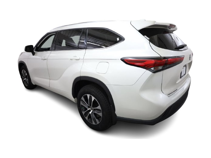 Thumbnail: 2021 Toyota Highlander - 4