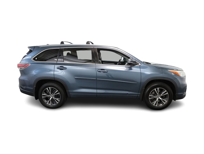 2016 Toyota Highlander XLE 24