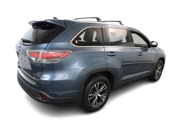 2016 Toyota Highlander XLE 23