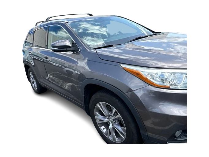 Thumbnail: 2015 Toyota Highlander - 22