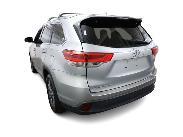 Thumbnail: 2018 Toyota Highlander - 21