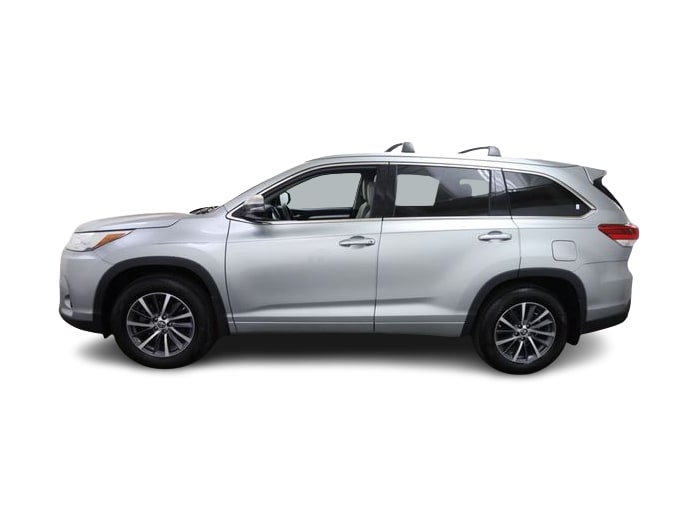 Thumbnail: 2018 Toyota Highlander - 3