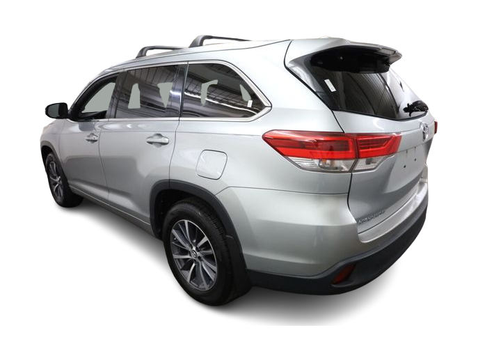 Thumbnail: 2018 Toyota Highlander - 4