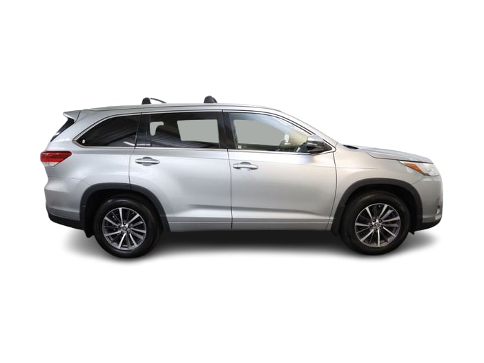 Thumbnail: 2018 Toyota Highlander - 24