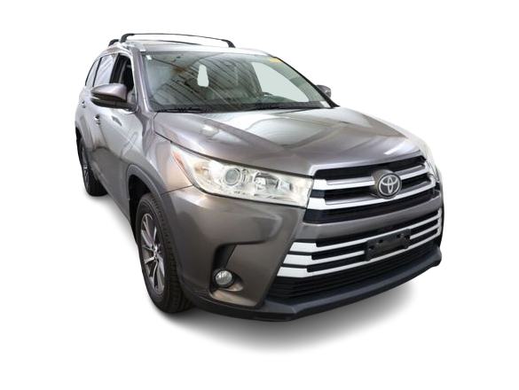 Thumbnail: 2017 Toyota Highlander - 26