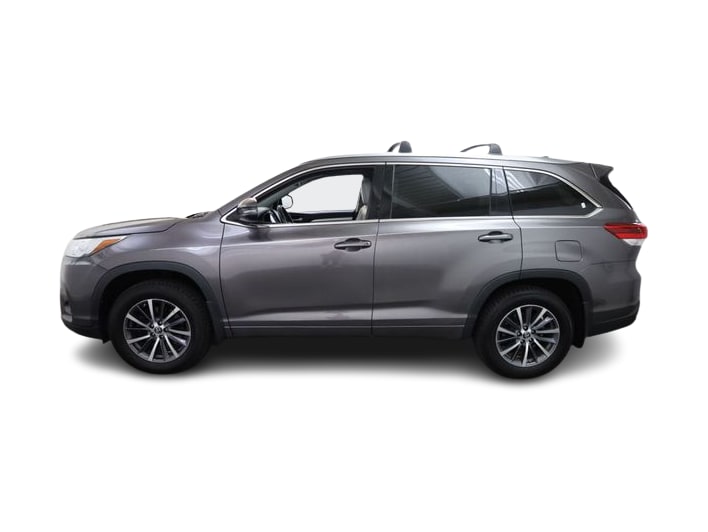 Thumbnail: 2017 Toyota Highlander - 3