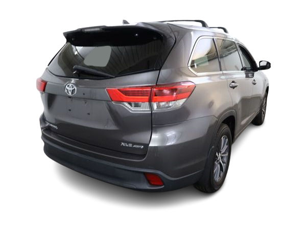 Thumbnail: 2017 Toyota Highlander - 22