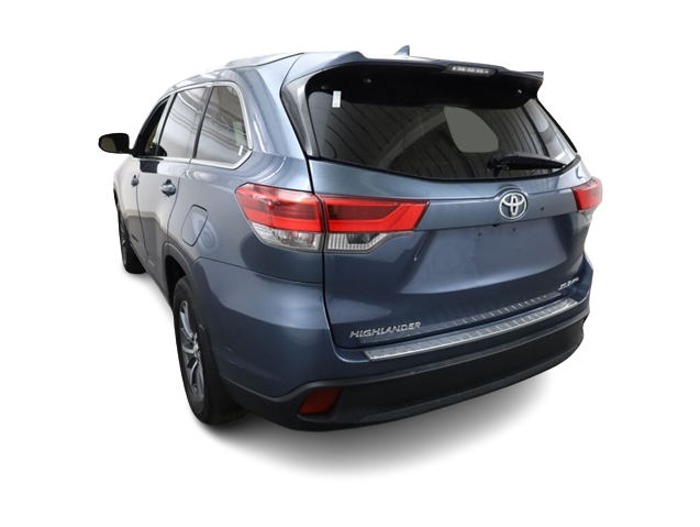Thumbnail: 2018 Toyota Highlander - 21