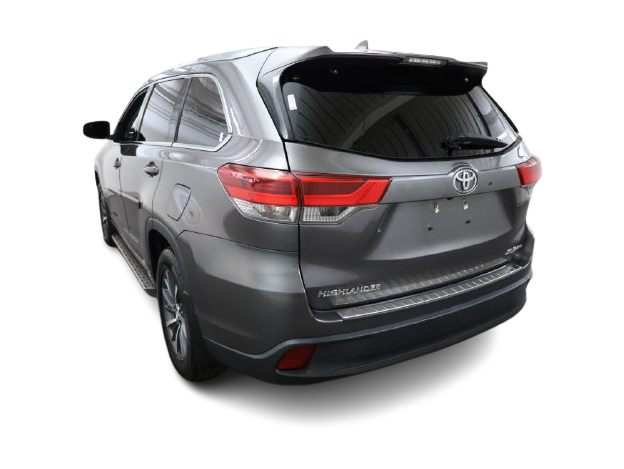 Thumbnail: 2018 Toyota Highlander - 20
