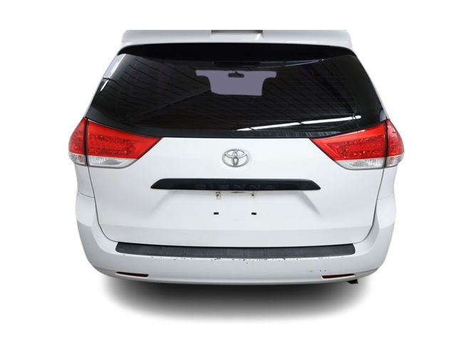 Thumbnail: 2011 Toyota Sienna - 5