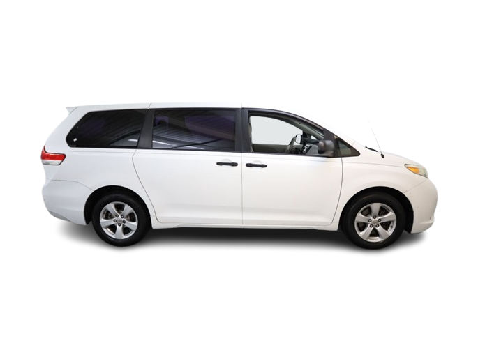Thumbnail: 2011 Toyota Sienna - 25