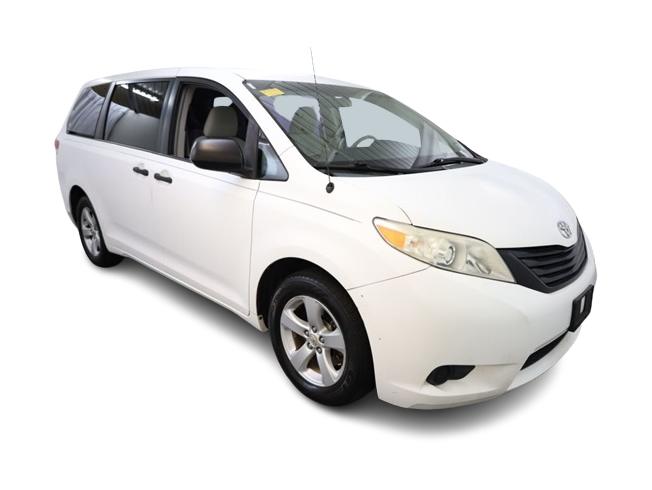 Thumbnail: 2011 Toyota Sienna - 26