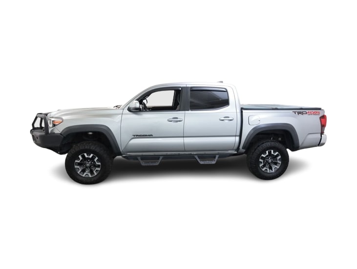 2018 Toyota Tacoma TRD Off-Road 3