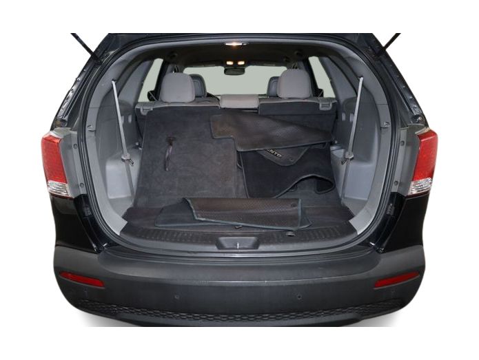 Thumbnail: 2012 Kia Sorento - 17