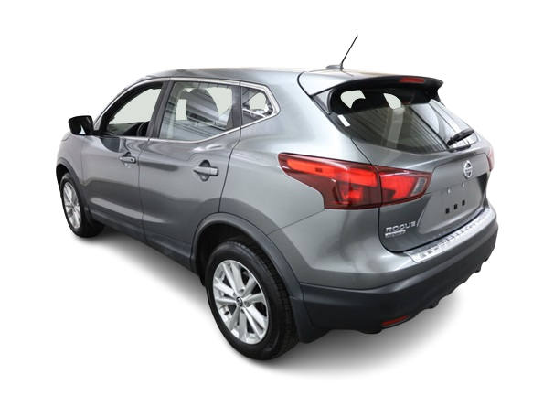 Thumbnail: 2019 Nissan Rogue Sport - 4