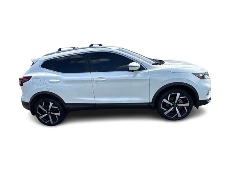 Thumbnail: 2021 Nissan Rogue Sport - 22