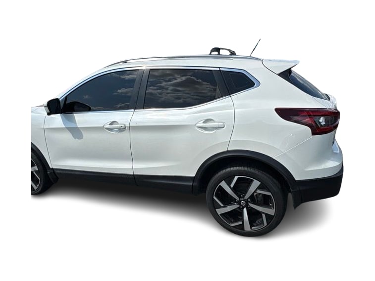Thumbnail: 2021 Nissan Rogue Sport - 2