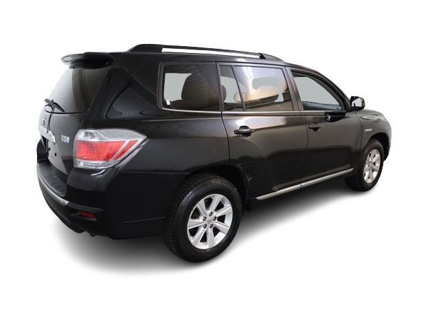 Thumbnail: 2013 Toyota Highlander - 22
