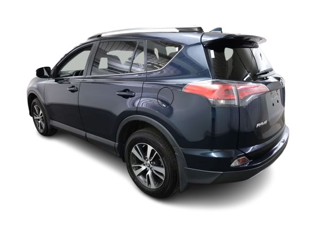 Thumbnail: 2018 Toyota RAV4 - 4