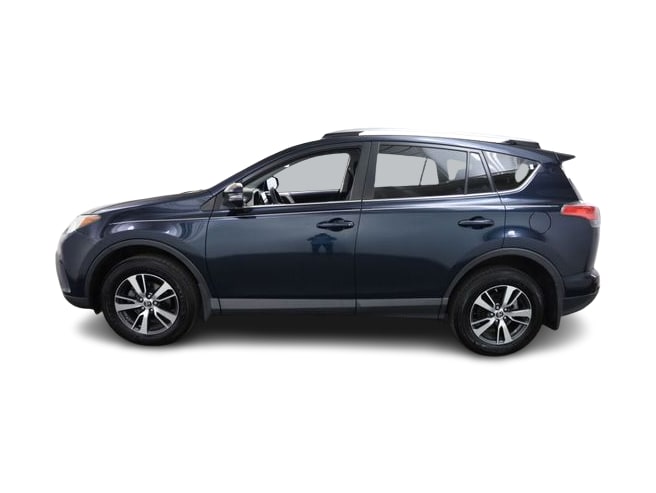 Thumbnail: 2018 Toyota RAV4 - 20