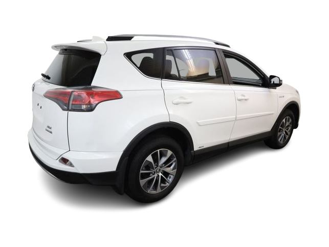 Thumbnail: 2017 Toyota RAV4 - 23