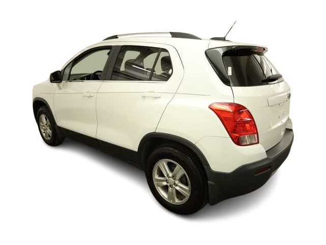 Thumbnail: 2015 Chevrolet Trax - 4