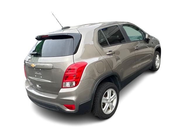 Thumbnail: 2022 Chevrolet Trax - 17