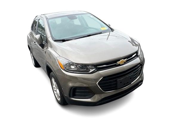 Thumbnail: 2022 Chevrolet Trax - 5