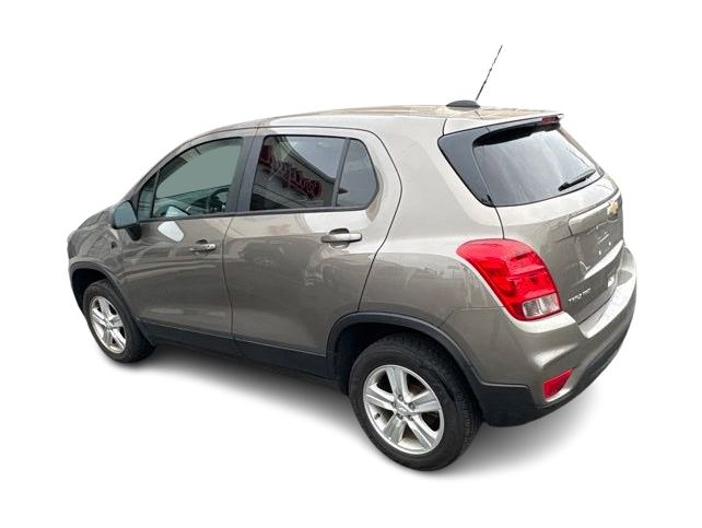 Thumbnail: 2022 Chevrolet Trax - 3