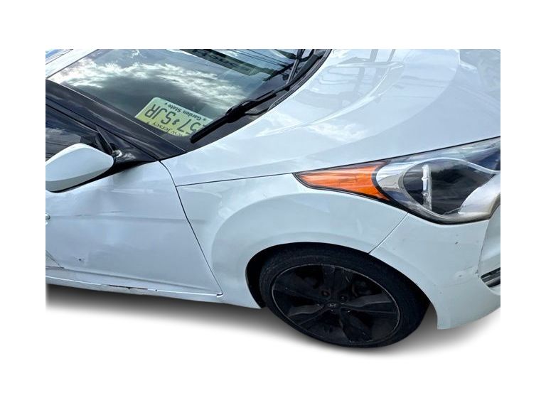 Thumbnail: 2016 Hyundai Veloster - 12