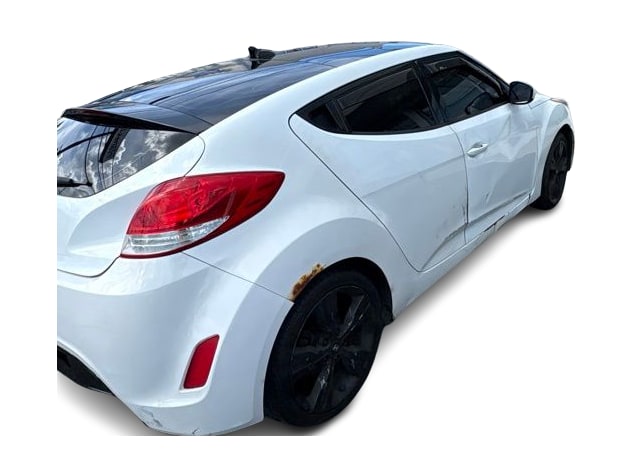 Thumbnail: 2016 Hyundai Veloster - 11
