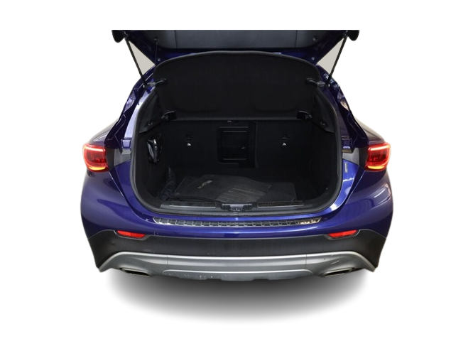 Thumbnail: 2018 INFINITI QX30 - 18