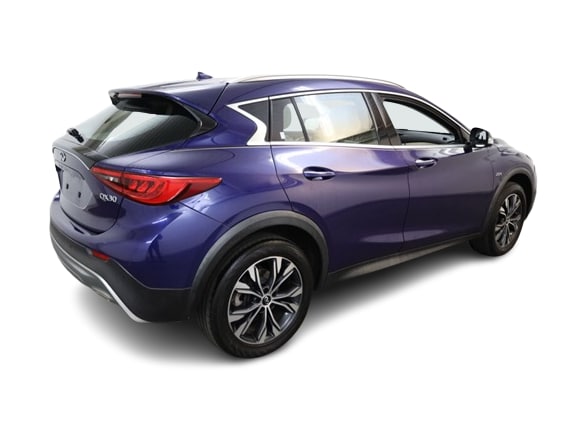 Thumbnail: 2018 INFINITI QX30 - 21