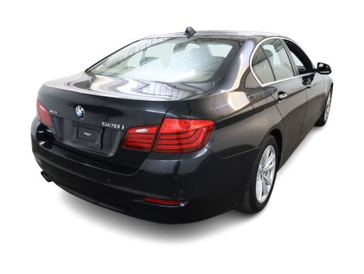 Thumbnail: 2015 BMW 5 Series - 21