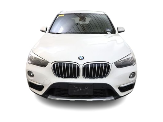 Thumbnail: 2019 BMW X1 - 6