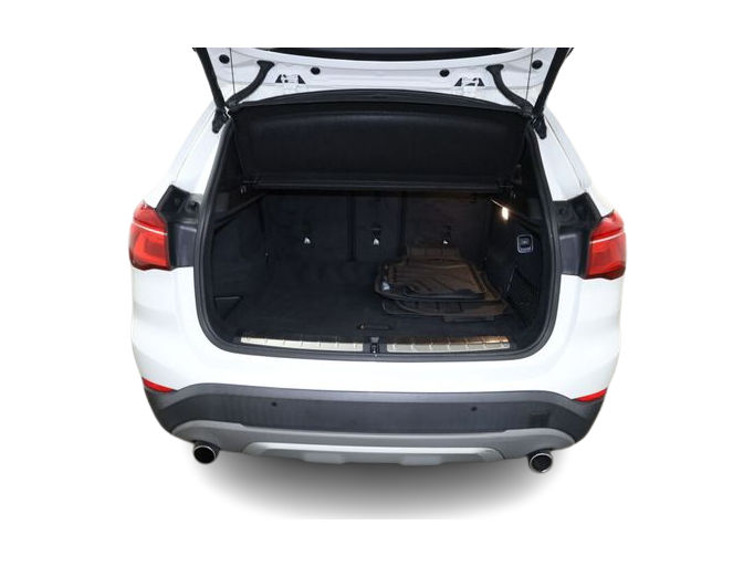 Thumbnail: 2019 BMW X1 - 18