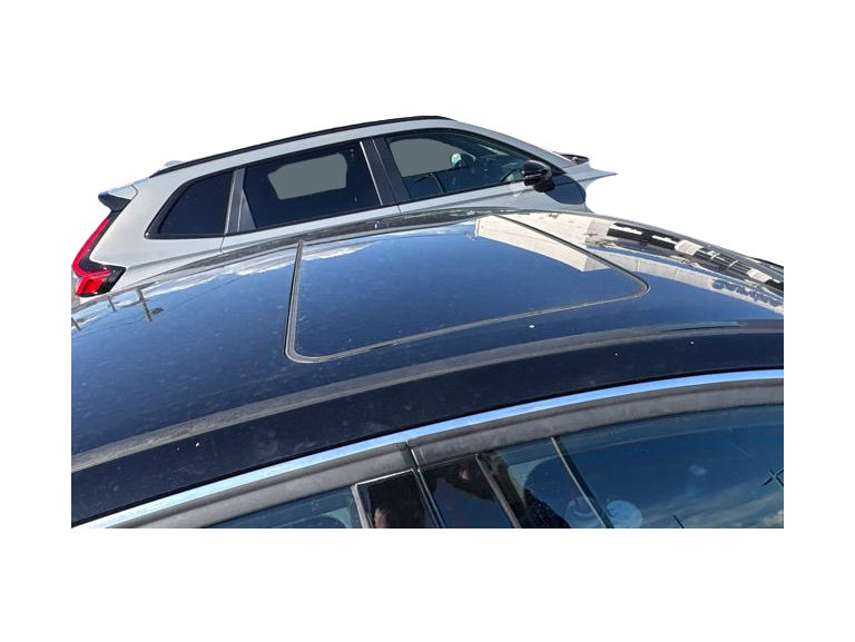 Thumbnail: 2011 Mercedes-Benz C-Class - 16