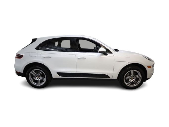 Thumbnail: 2018 Porsche Macan - 25