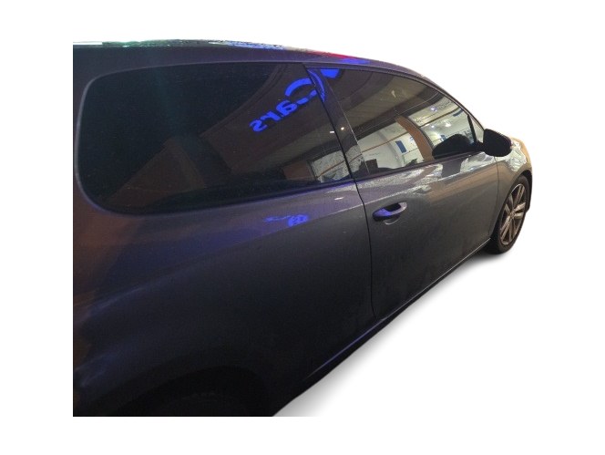 Thumbnail: 2012 Volkswagen Golf - 16