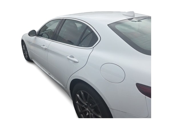 Thumbnail: 2019 Alfa Romeo Giulia - 3