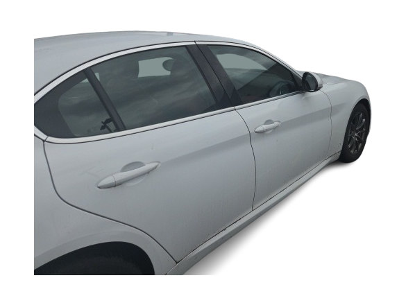 Thumbnail: 2019 Alfa Romeo Giulia - 18