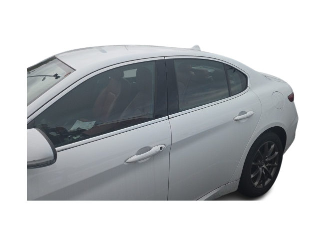 Thumbnail: 2019 Alfa Romeo Giulia - 10