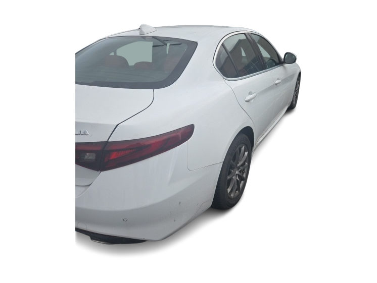 Thumbnail: 2019 Alfa Romeo Giulia - 16