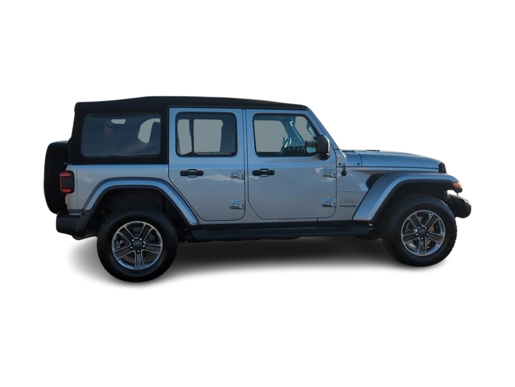 2018 Jeep Wrangler Unlimited Sahara 19