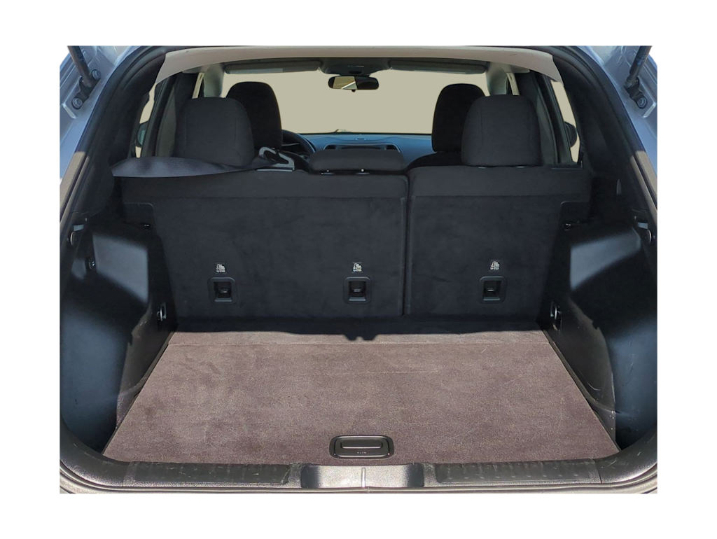 Thumbnail: 2019 Jeep Cherokee - 17