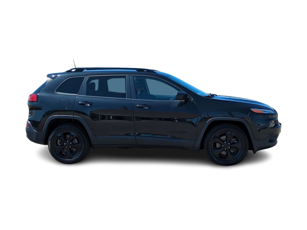 Thumbnail: 2016 Jeep Cherokee - 22